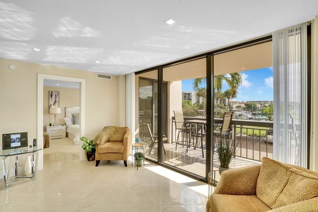 2697 N Ocean Boulevard F-205, Boca Raton, FL 33431