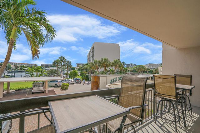 2697 N Ocean Boulevard F-205, Boca Raton, FL 33431