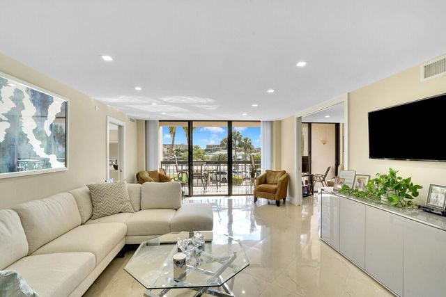 2697 N Ocean Boulevard F-205, Boca Raton, FL 33431
