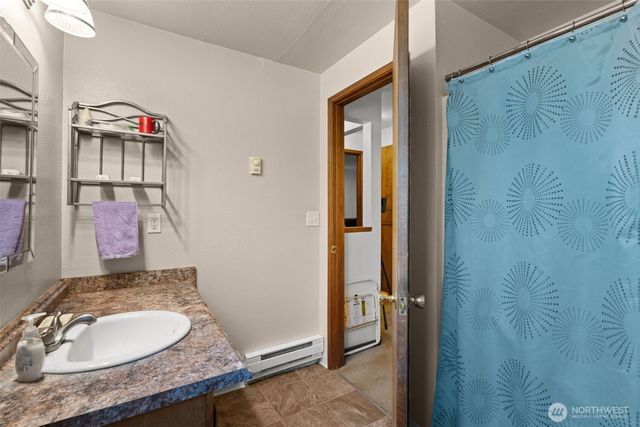 5117 5119 84th Street E, Tacoma, WA 98446