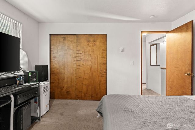 5117 5119 84th Street E, Tacoma, WA 98446