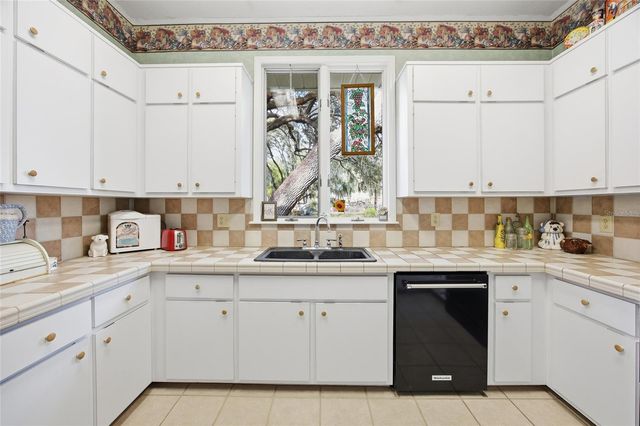 10400 SE 101ST AVENUE ROAD, Belleview, FL 34420