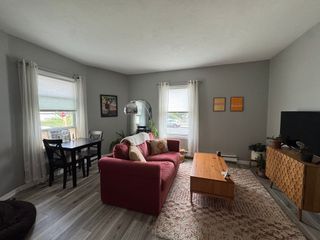 4 Tyndale St 1, Boston, MA 02131