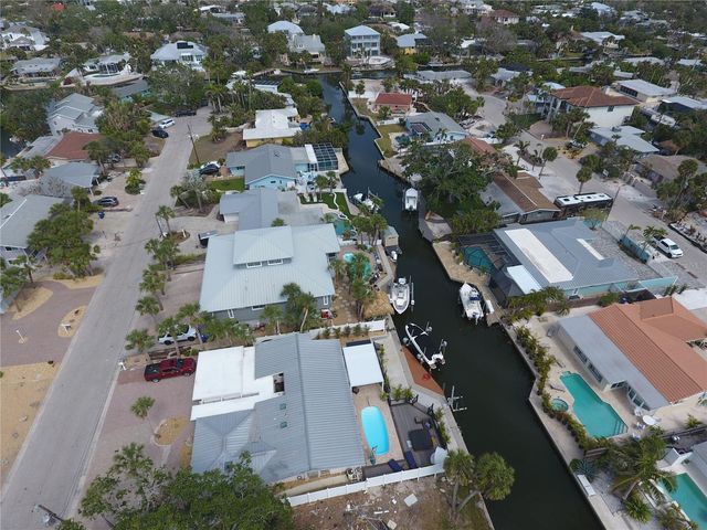 AVENIDA LEONA, Sarasota, FL 34242