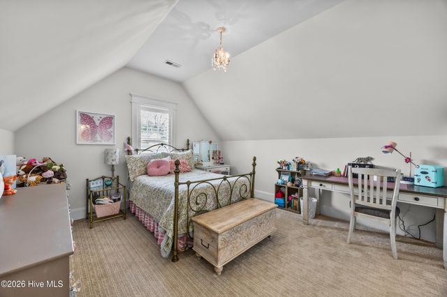 102 Olde Point Loop, Hampstead, NC 28443