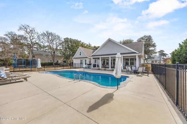 102 Olde Point Loop, Hampstead, NC 28443