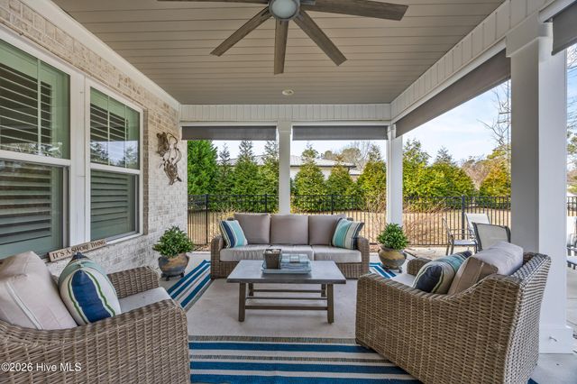 102 Olde Point Loop, Hampstead, NC 28443