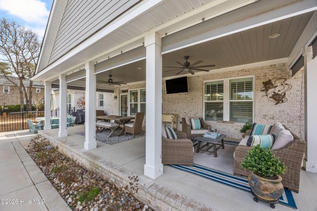 102 Olde Point Loop, Hampstead, NC 28443