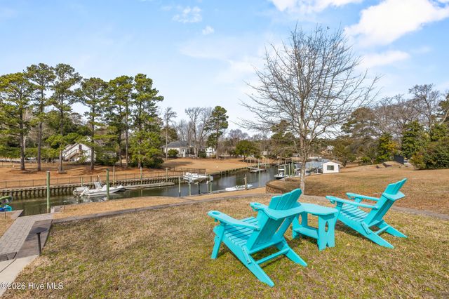 102 Olde Point Loop, Hampstead, NC 28443