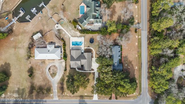 102 Olde Point Loop, Hampstead, NC 28443