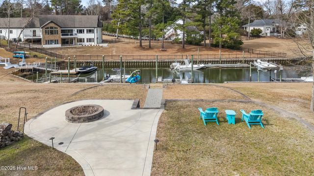 102 Olde Point Loop, Hampstead, NC 28443
