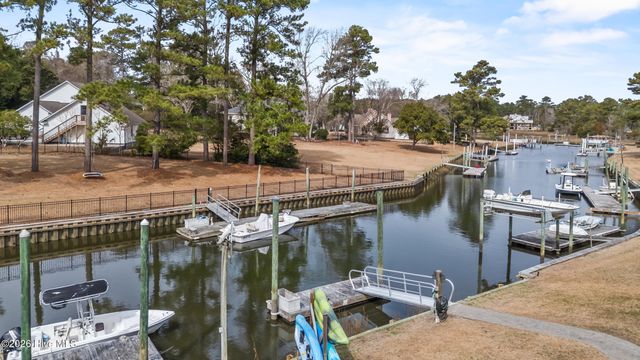 102 Olde Point Loop, Hampstead, NC 28443