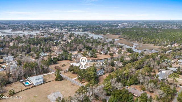 102 Olde Point Loop, Hampstead, NC 28443