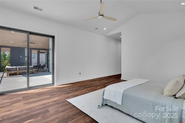 111 Wrenwood Lane, Charlotte, NC 28211