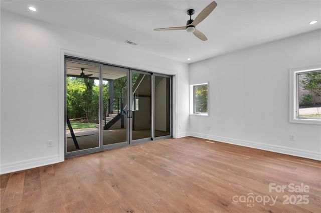 111 Wrenwood Lane, Charlotte, NC 28211