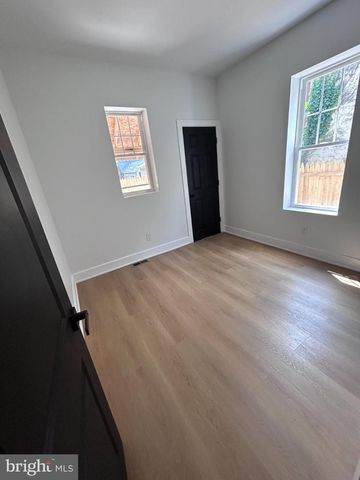 2209 N 10TH ST, Philadelphia, PA 19133