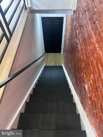 2209 N 10TH ST, Philadelphia, PA 19133