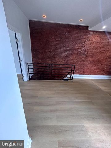 2209 N 10TH ST, Philadelphia, PA 19133