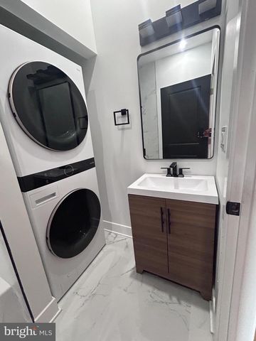 2209 N 10TH ST, Philadelphia, PA 19133