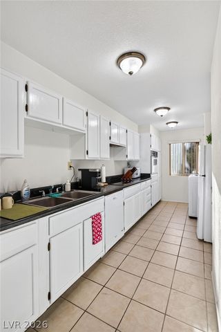 750 Royal Crest Circle 354, Las Vegas, NV 89169