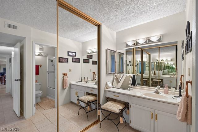 750 Royal Crest Circle 354, Las Vegas, NV 89169