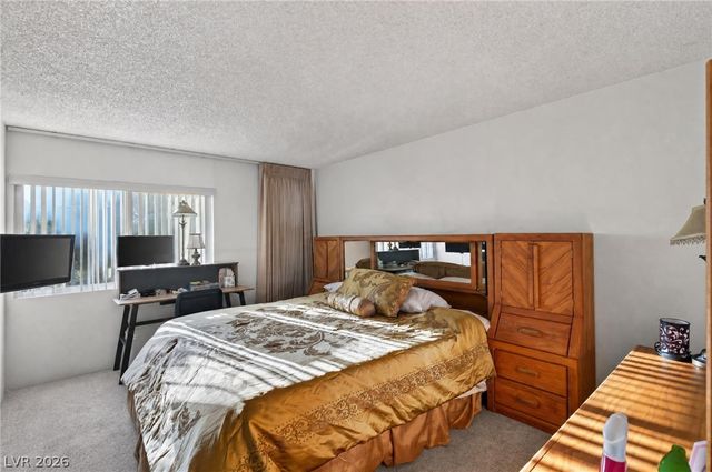750 Royal Crest Circle 354, Las Vegas, NV 89169