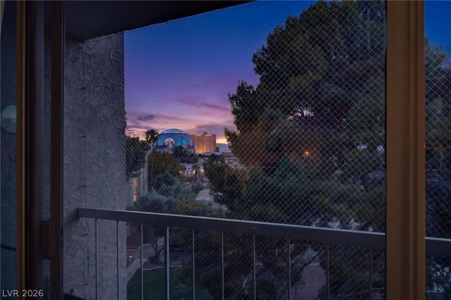 750 Royal Crest Circle 354, Las Vegas, NV 89169