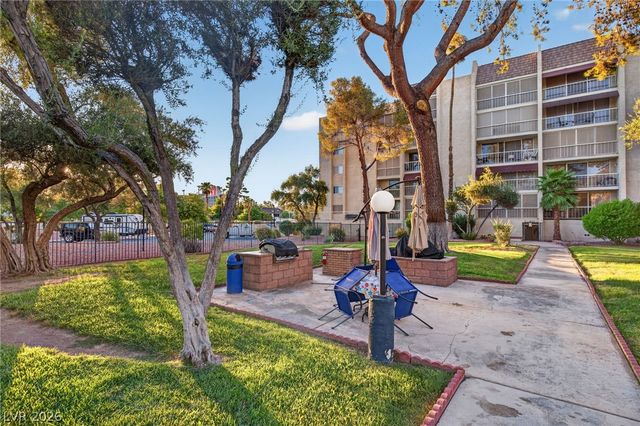 750 Royal Crest Circle 354, Las Vegas, NV 89169