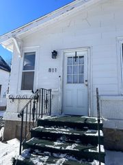 811 6th Street NW, Austin, MN 55912