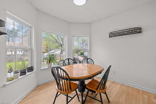 725 Beach RD, Hampton, VA 23664