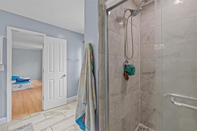 725 Beach RD, Hampton, VA 23664