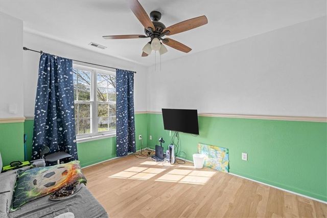 725 Beach RD, Hampton, VA 23664