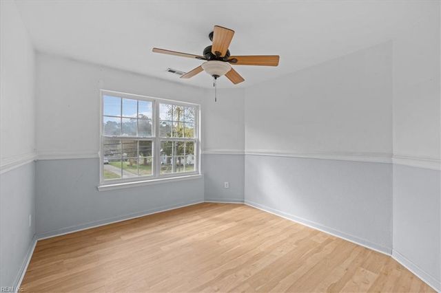 725 Beach RD, Hampton, VA 23664