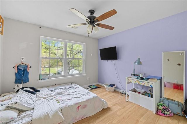 725 Beach RD, Hampton, VA 23664