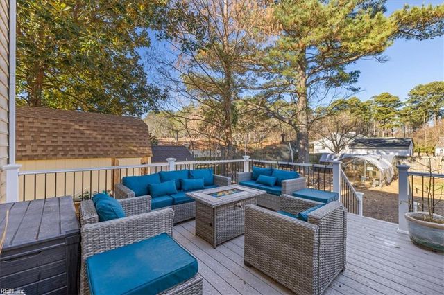 725 Beach RD, Hampton, VA 23664