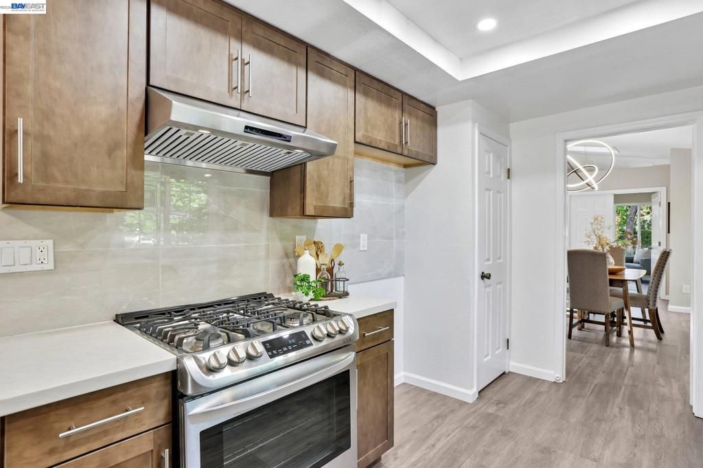 Image 15 of property listing at 498 Freitas Rd, Danville, CA 94526