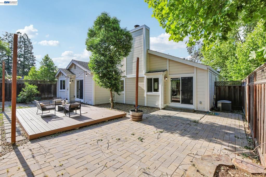 Image 36 of property listing at 498 Freitas Rd, Danville, CA 94526