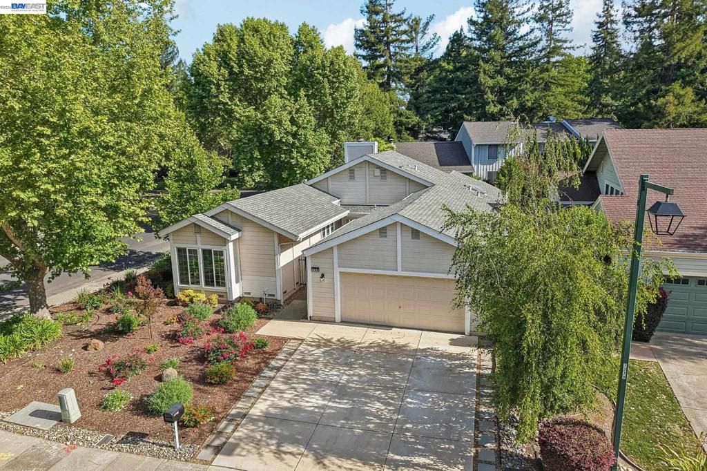 Image 50 of property listing at 498 Freitas Rd, Danville, CA 94526