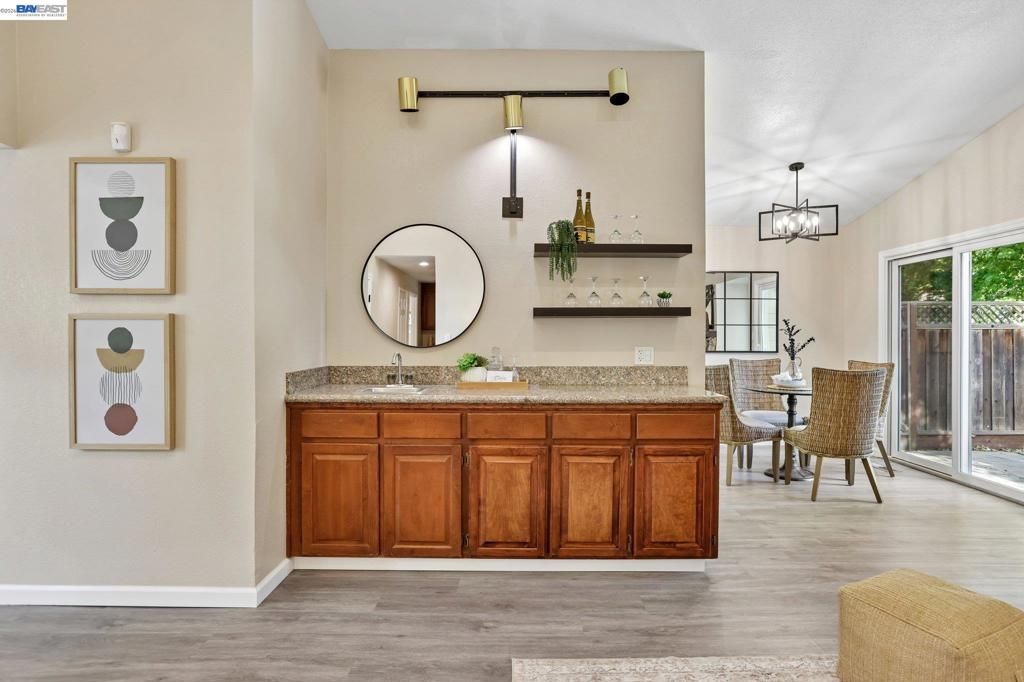 Image 9 of property listing at 498 Freitas Rd, Danville, CA 94526