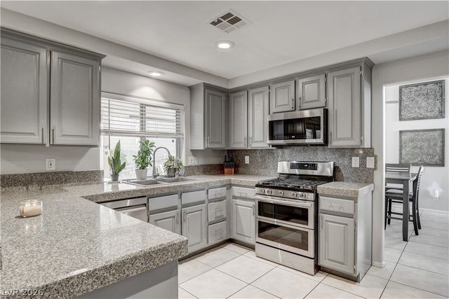 273 Francisco Street, Henderson, NV 89014