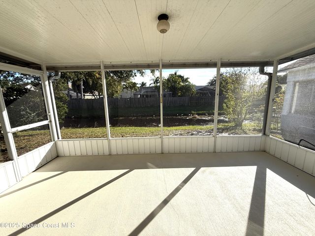 2924 Pebble Creek Street, Melbourne, FL 32935