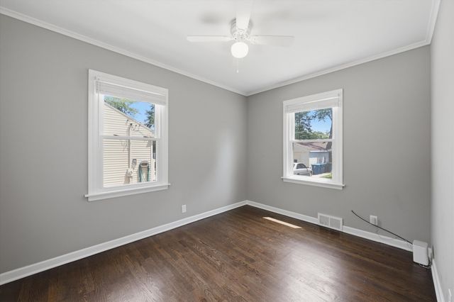 1349 Perry Street, Crete, IL 60417