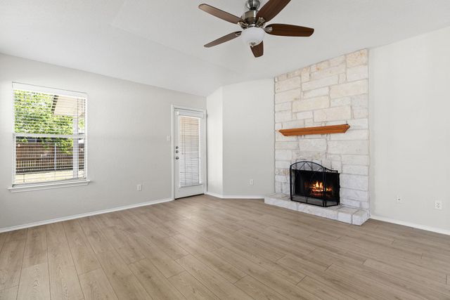 335 Altamont ST, Hutto, TX 78634