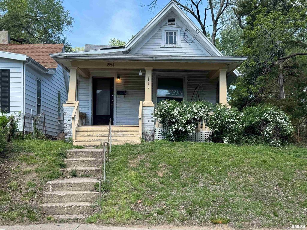 3515 NE MADISON Avenue, Peoria, IL 61603