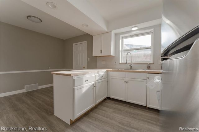 17006 Juliana Avenue, Eastpointe, MI 48021