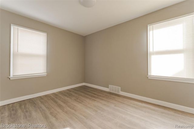 17006 Juliana Avenue, Eastpointe, MI 48021