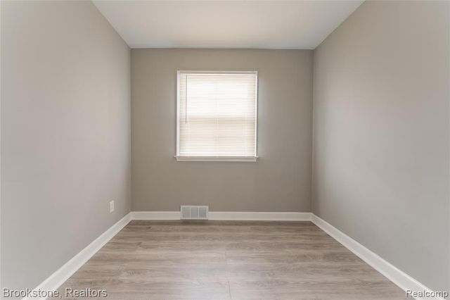 17006 Juliana Avenue, Eastpointe, MI 48021