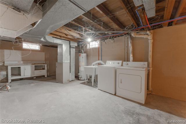 17006 Juliana Avenue, Eastpointe, MI 48021