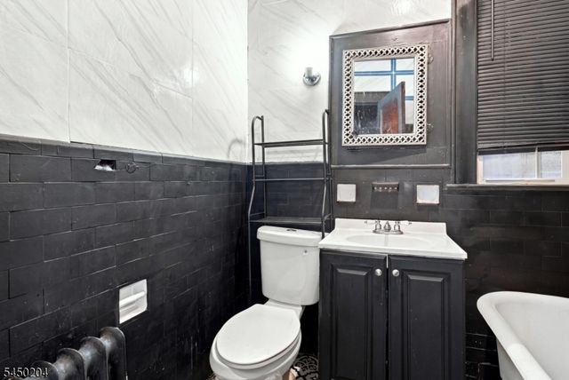 164 Vermont Ave, Newark City, NJ 07106