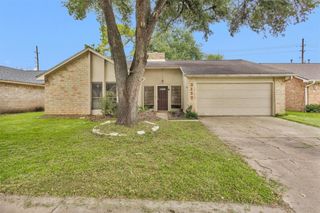 3127 Wagon Trail Drive, Sugar Land, TX 77479